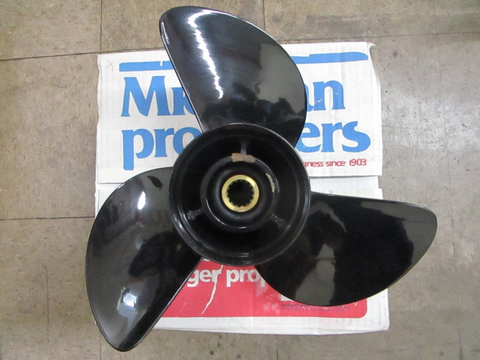 *NEW* 0820 Michigan 50 - 130HP 13.5 × 15 RH Propeller 101032