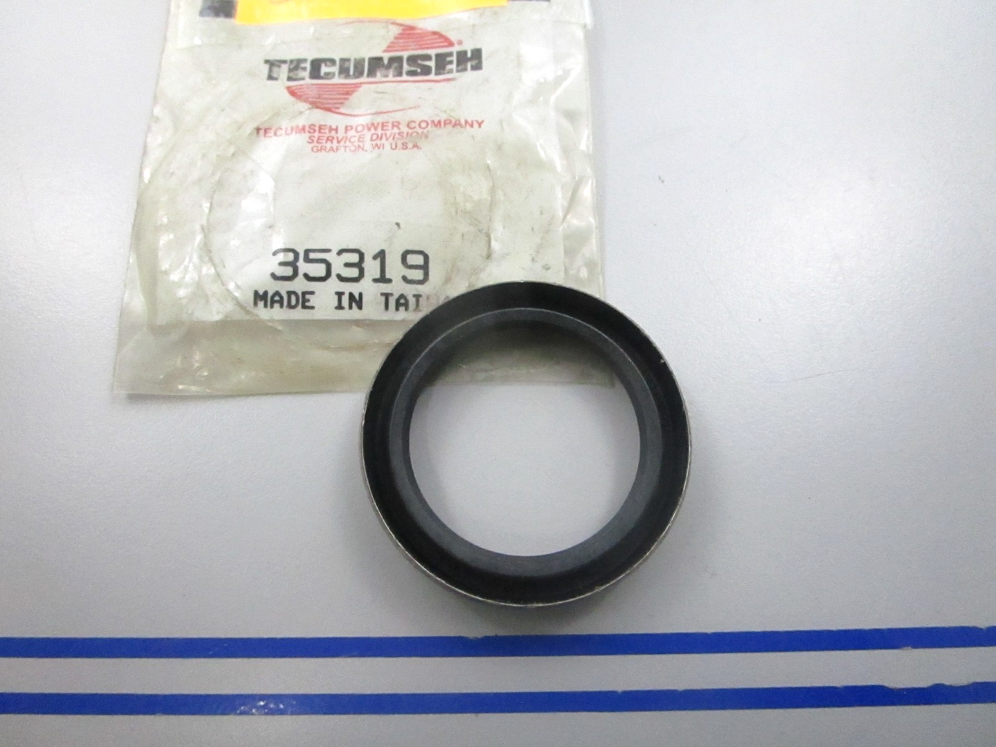NEW OEM 35319 Tecumseh Oil Seal 0810