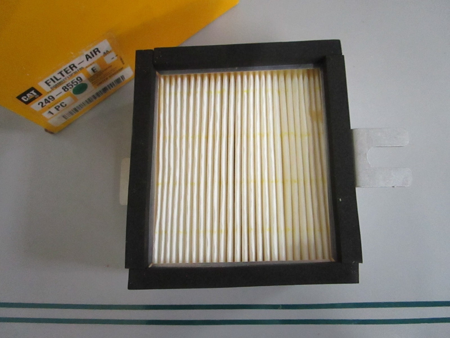Caterpillar CAT 249-8559 Standard Efficiency Cabin Air Filter NEW OEM 0820