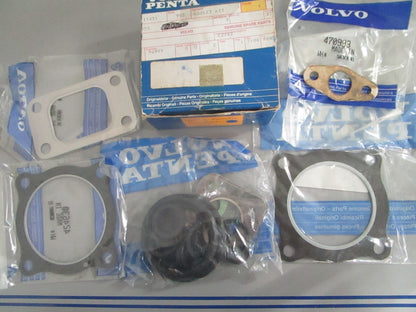 *NEW OEM* 0820 Volvo Penta Gasket Kit 876955