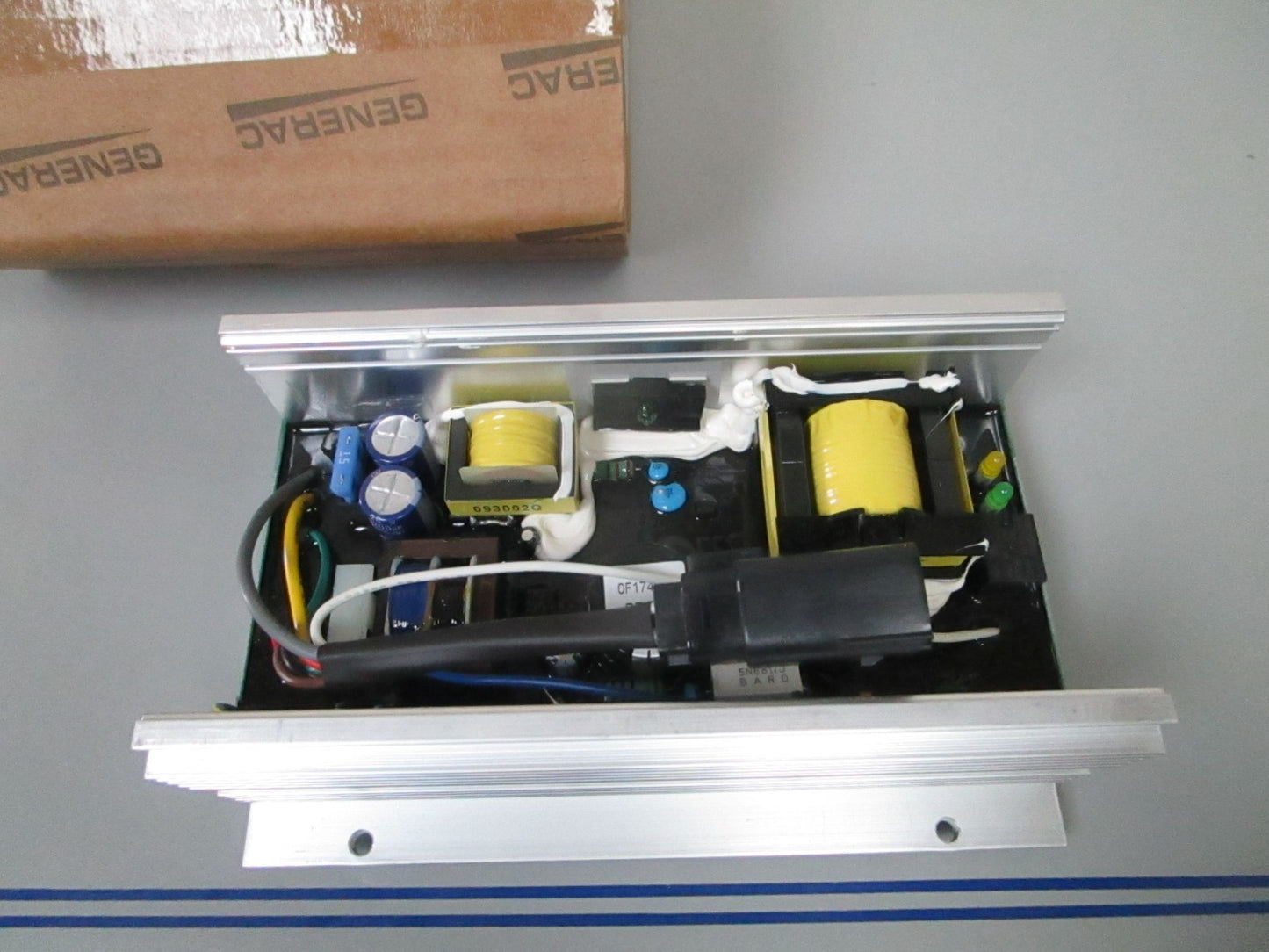*NEW OEM* 0720 Generac 12V 10A PCB Batter Charger 0F1740C