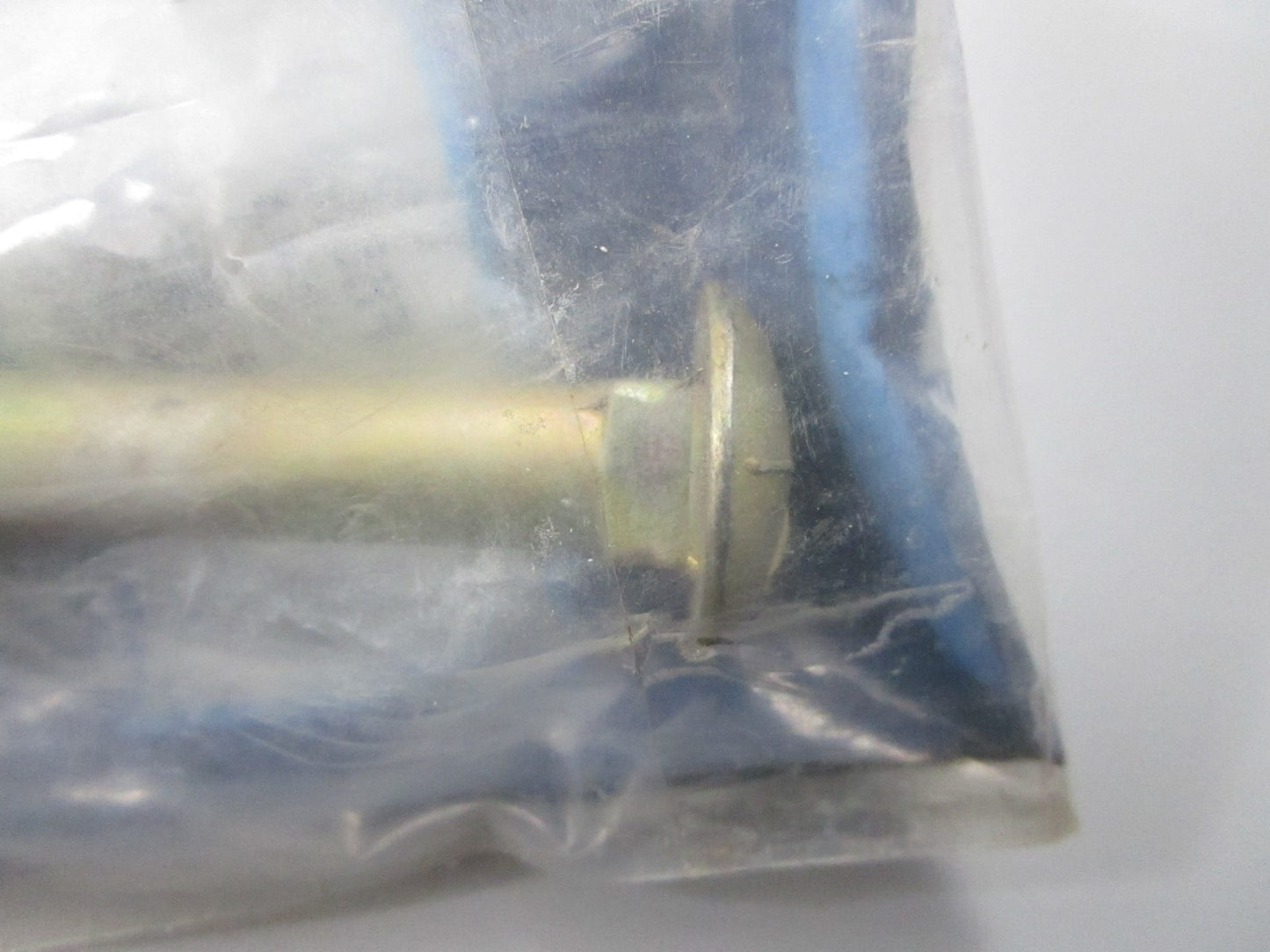 *NEW OEM* 0810 Mercury Quicksilver Bolt 10-F850371