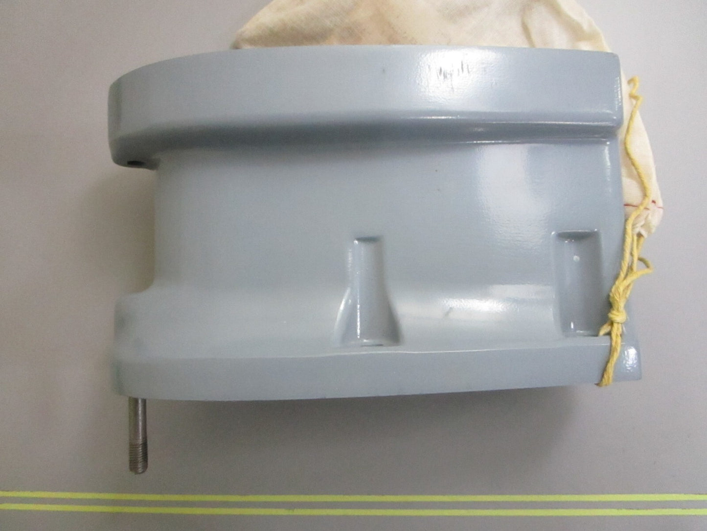 *NEW OEM* 0820 OMC Johnson Evinrude Gearcase Extender Assy 392967 0392967