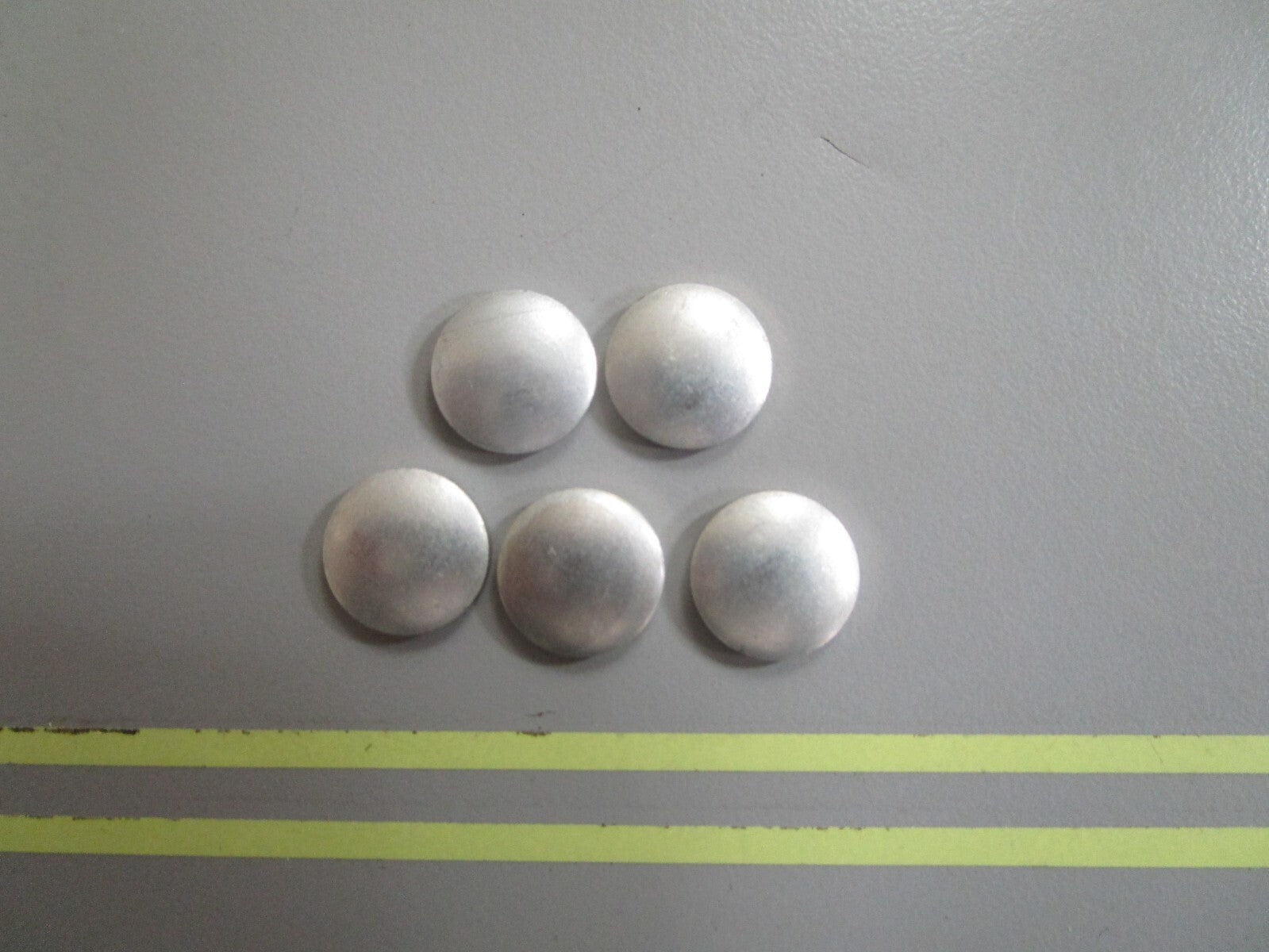 *NEW OEM* (LOT OF 5) 0810 OMC Johnson Evinrude Plug 202310 0202310