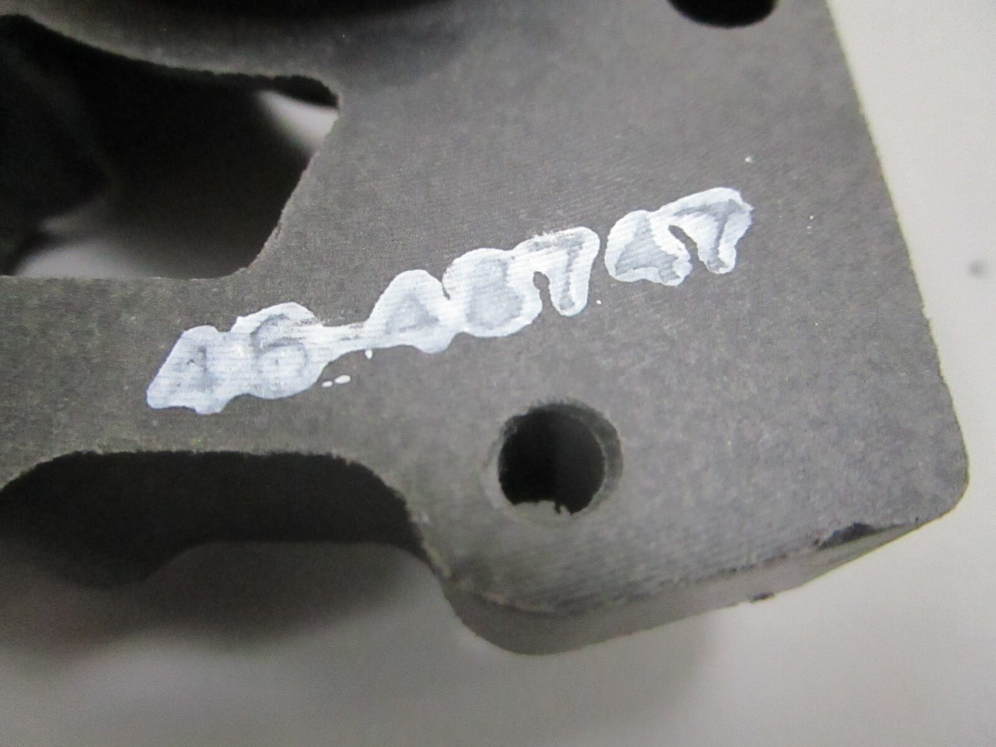 *NEW OEM* 0820 Mercury Quicksilver Water Pump Base 46-48747A 1