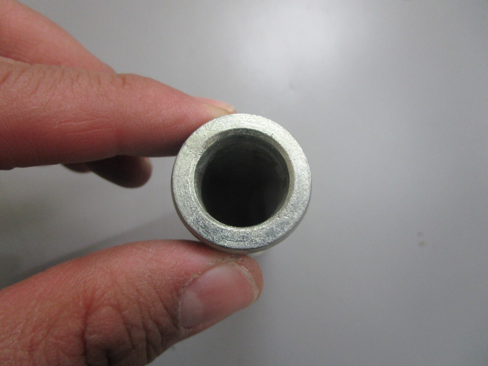 *NEW OEM* 0820 Volvo Penta Spacer Sleeve 853834