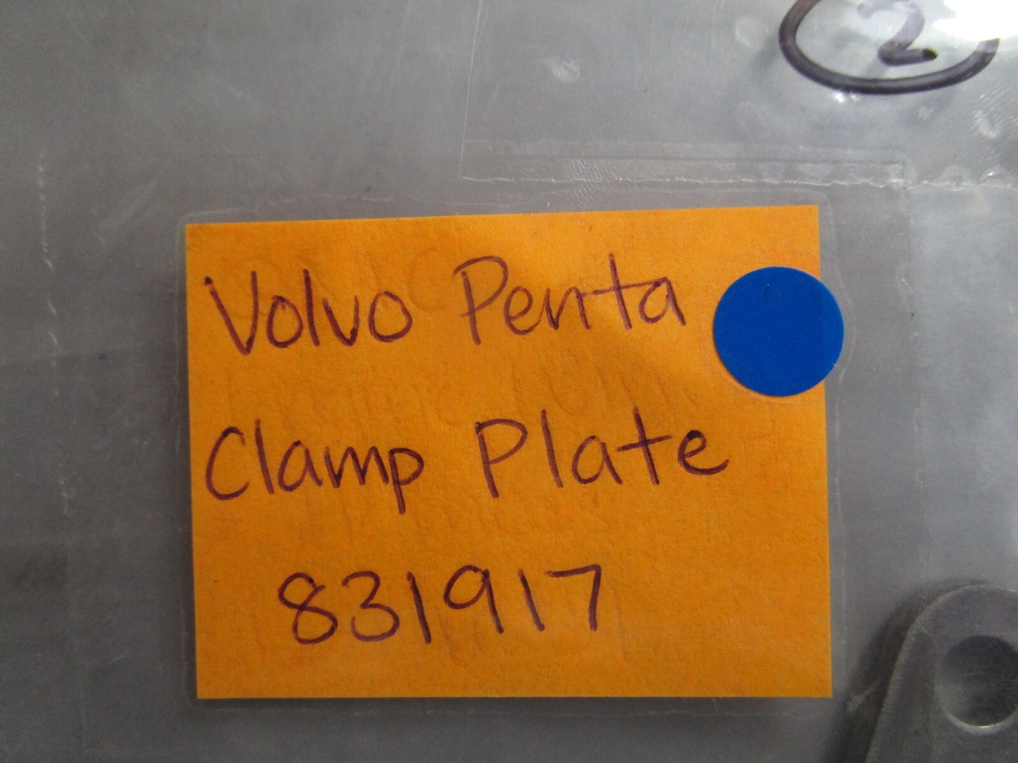*NEW OEM* 0810 Volvo Penta Clamp Plate 831917