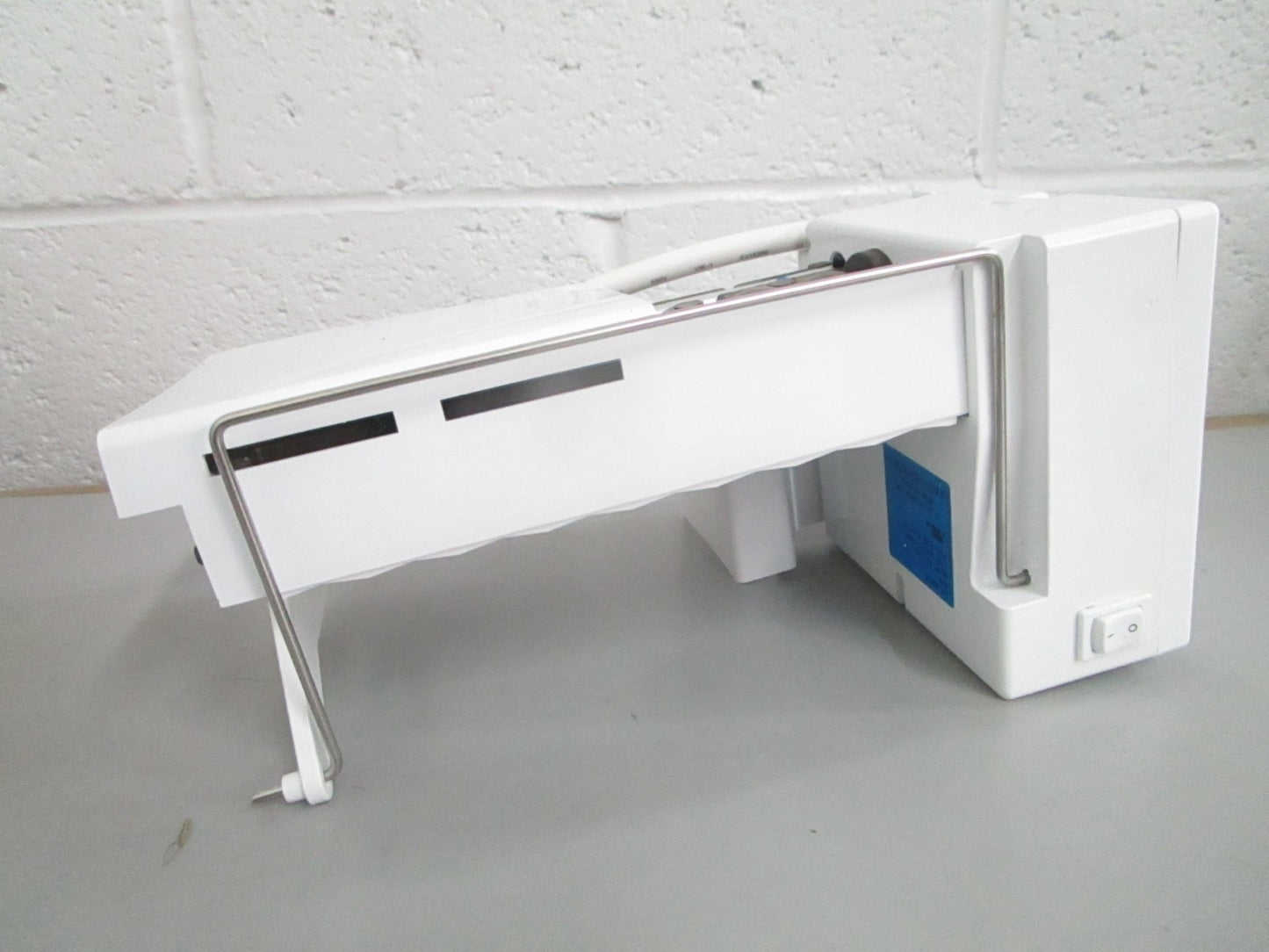 *NEW OEM* 0820 Bosch Ice Maker 00675261