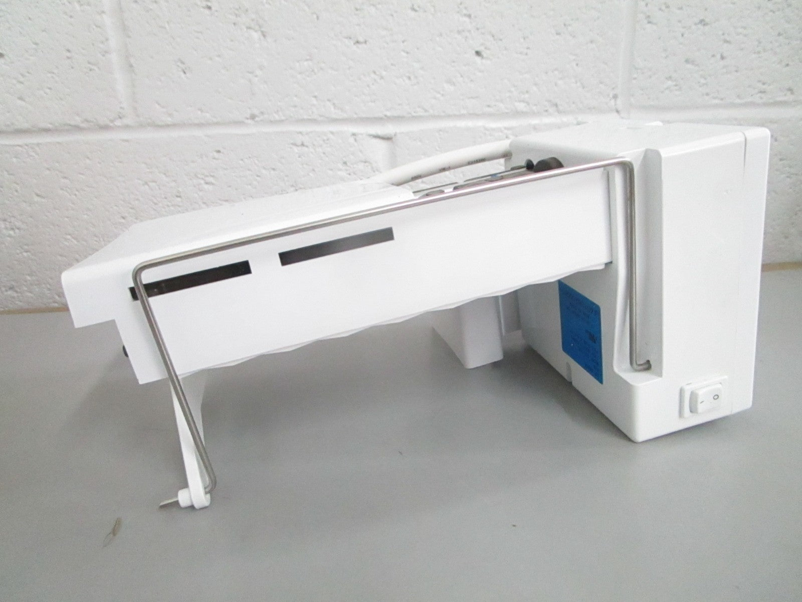 *NEW OEM* 0820 Bosch Ice Maker 00675261