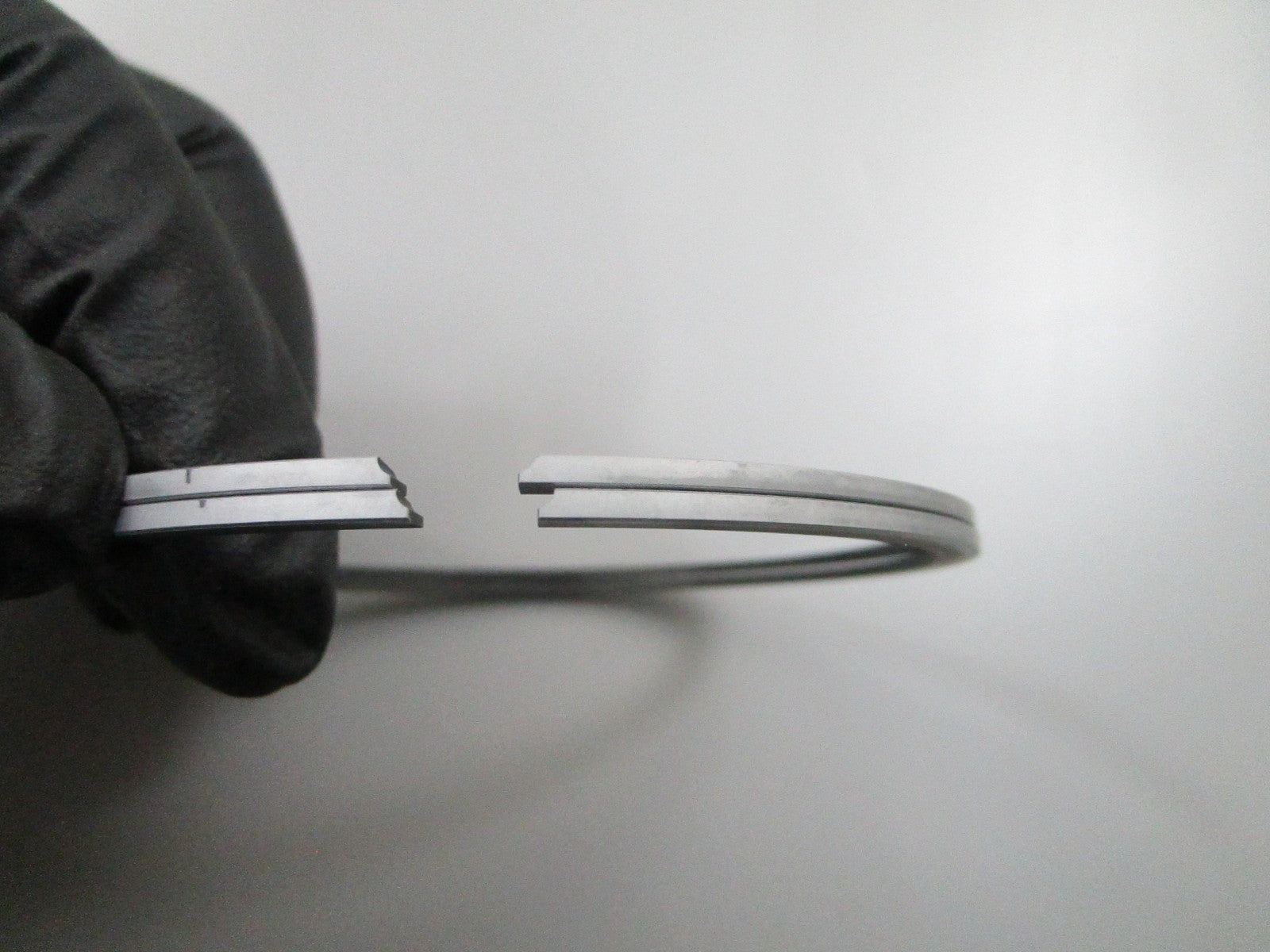 *NEW OEM* 0810 Mercury Quicksilver 2 Piston Ring Set 39-822321A12