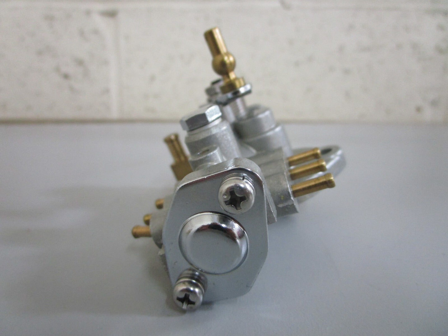 *NEW OEM* 0820 Suzuki Oil Pump Ay 16100-92E11