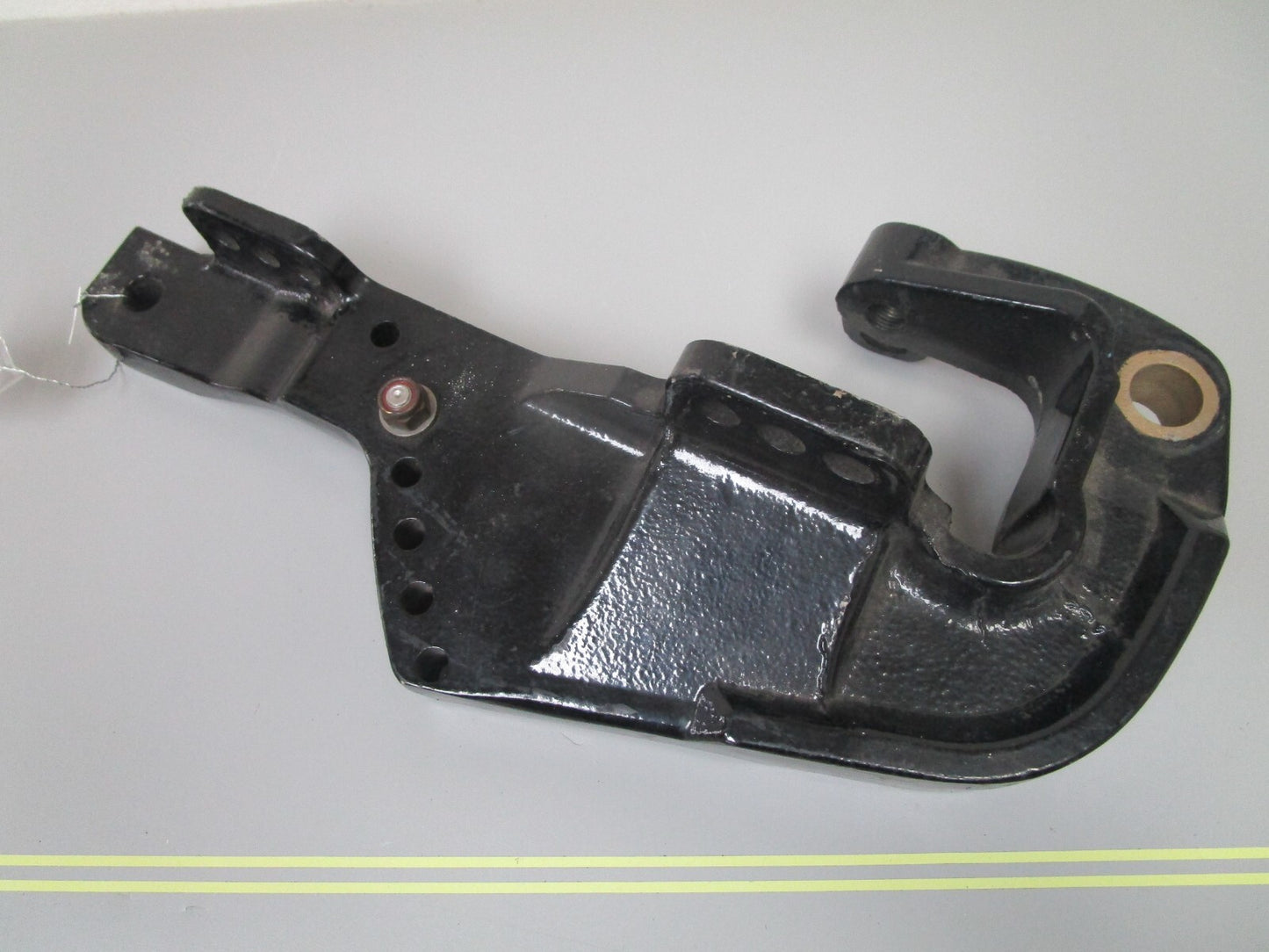 *NEW OEM* 0720 Mercury Quicksilver 25 30 40 Port Clamp Bracket 821773T1