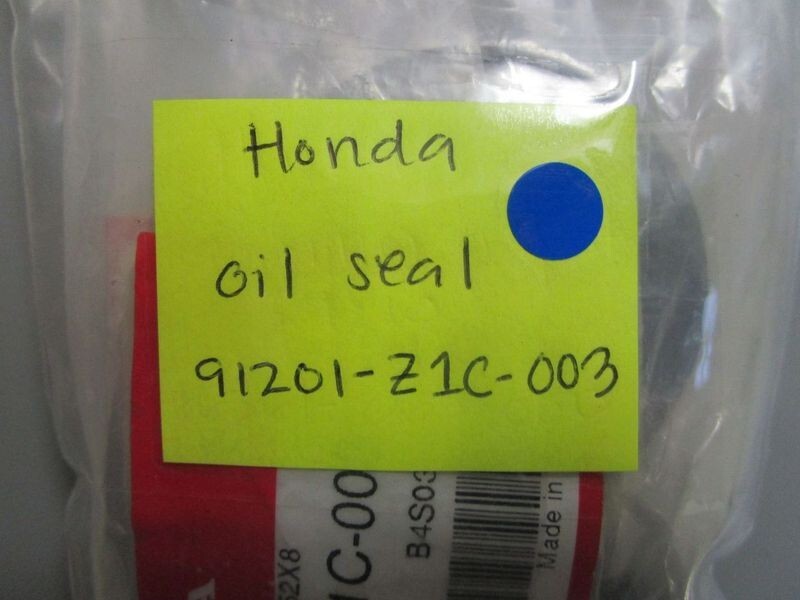 *NEW OEM* 0770 Honda Oil Seal 91201-Z1C-003