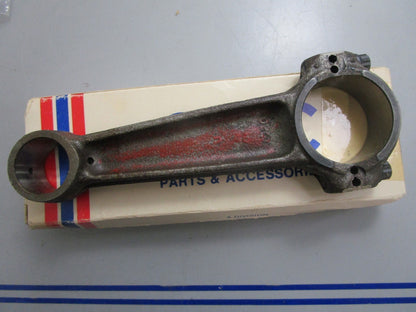 *NEW OEM* 0820 OMC Johnson Evinrude Connecting Rod 385510 0385510