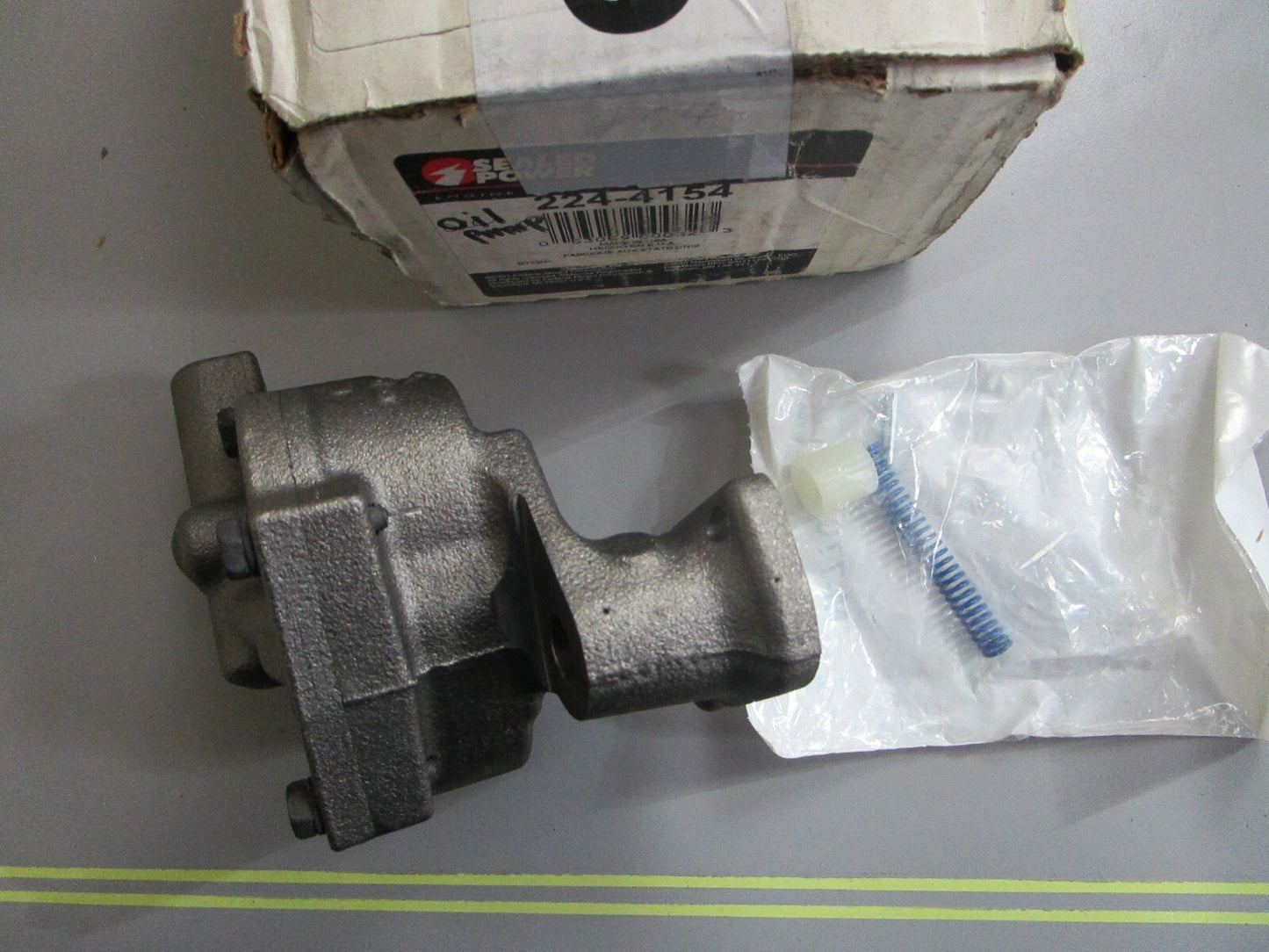 *NEW* 0820 Sealed Power Oil Pump 224-4154