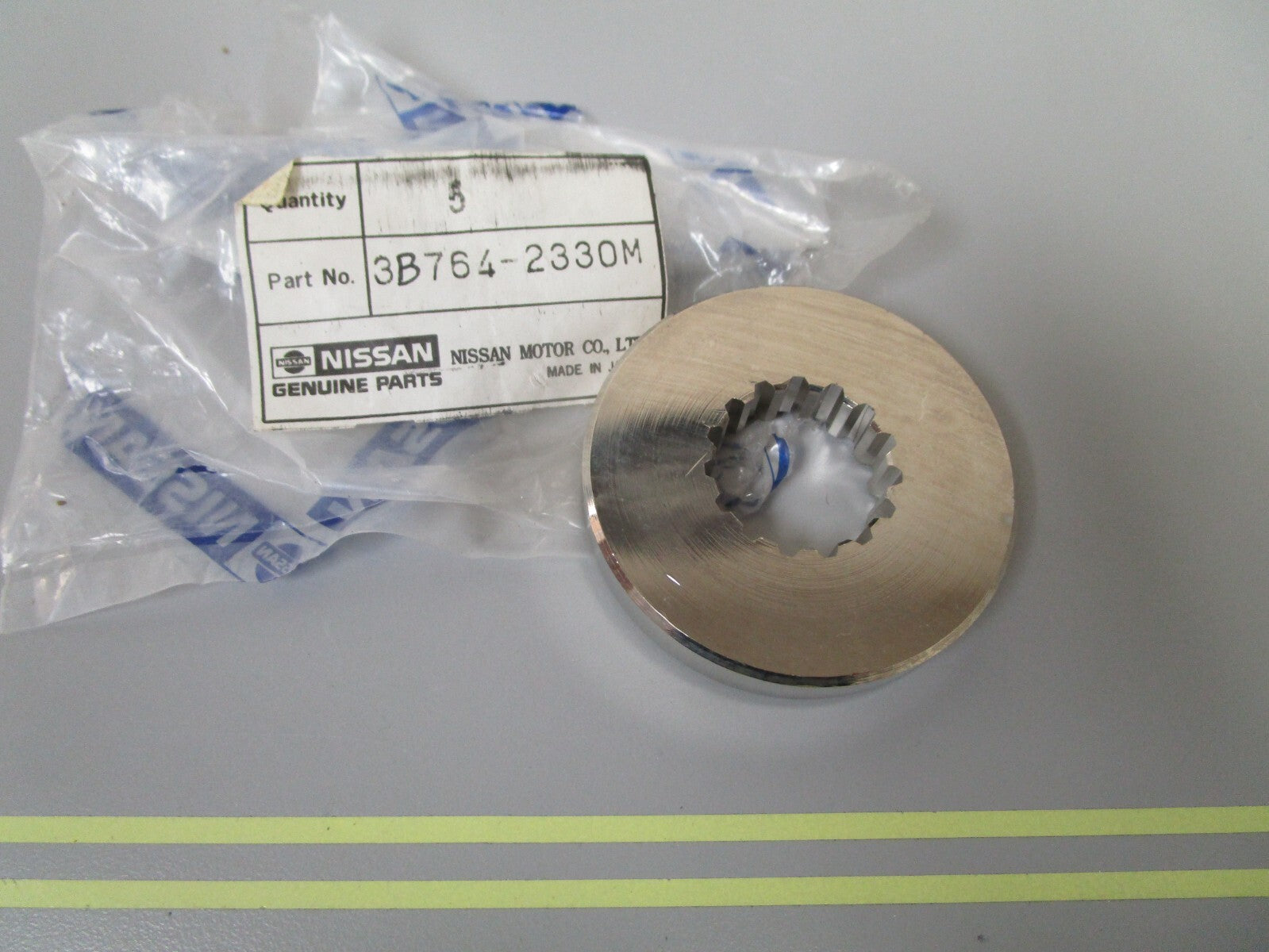 *NEW OEM* 0720 Nissan Tohatsu Stopper 3B7-64233-0 3B764-2330M