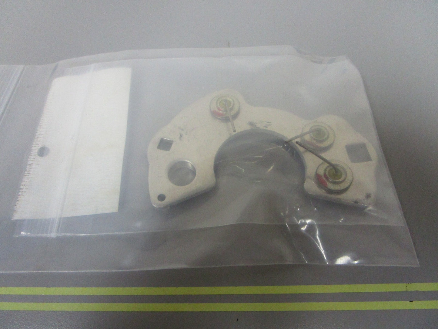 *NEW OEM* 0720 OMC Johnson Evinrude Plate Assembly 383897 0383897