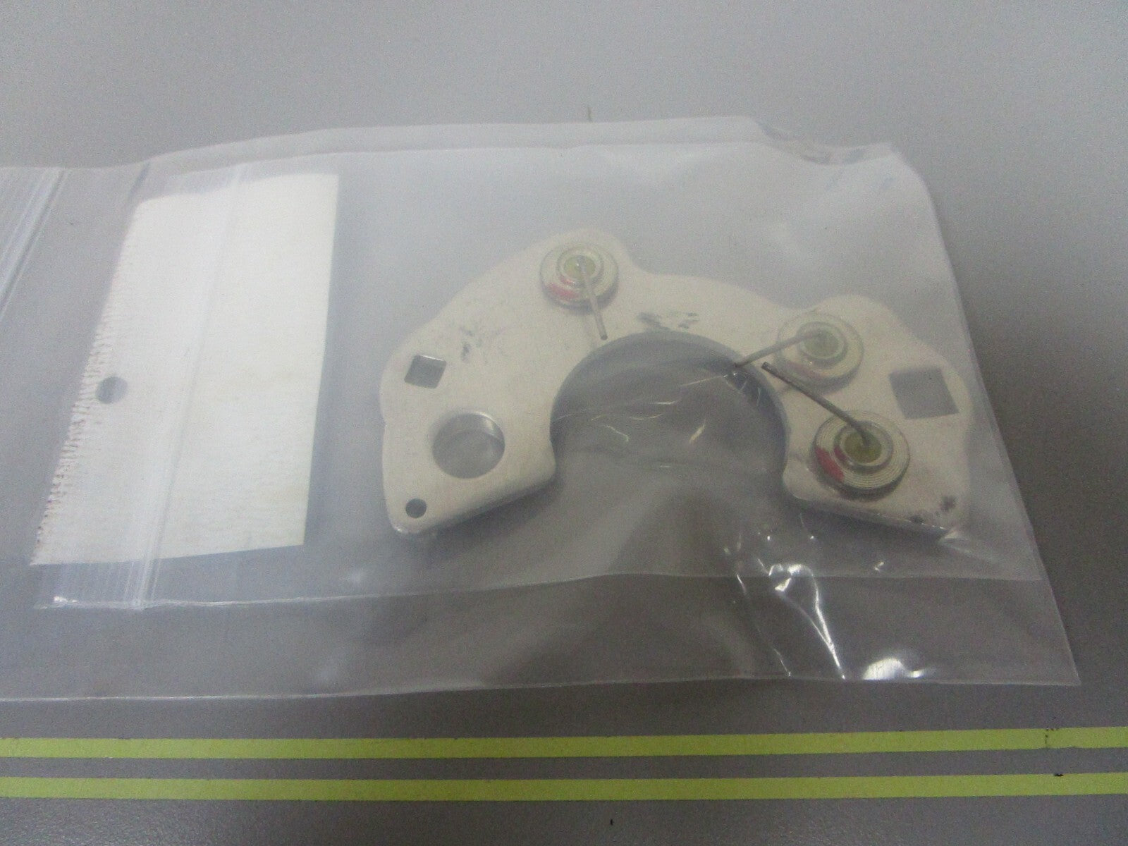 *NEW OEM* 0720 OMC Johnson Evinrude Plate Assembly 383897 0383897