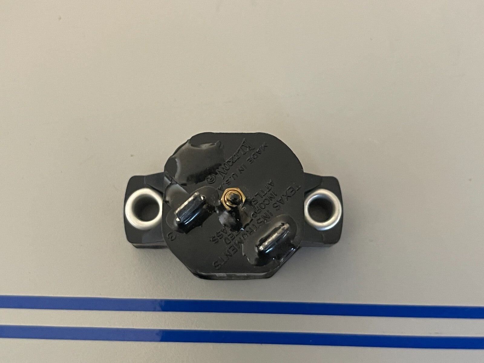 *NEW OEM* 0810 Volvo Penta Switch 897896