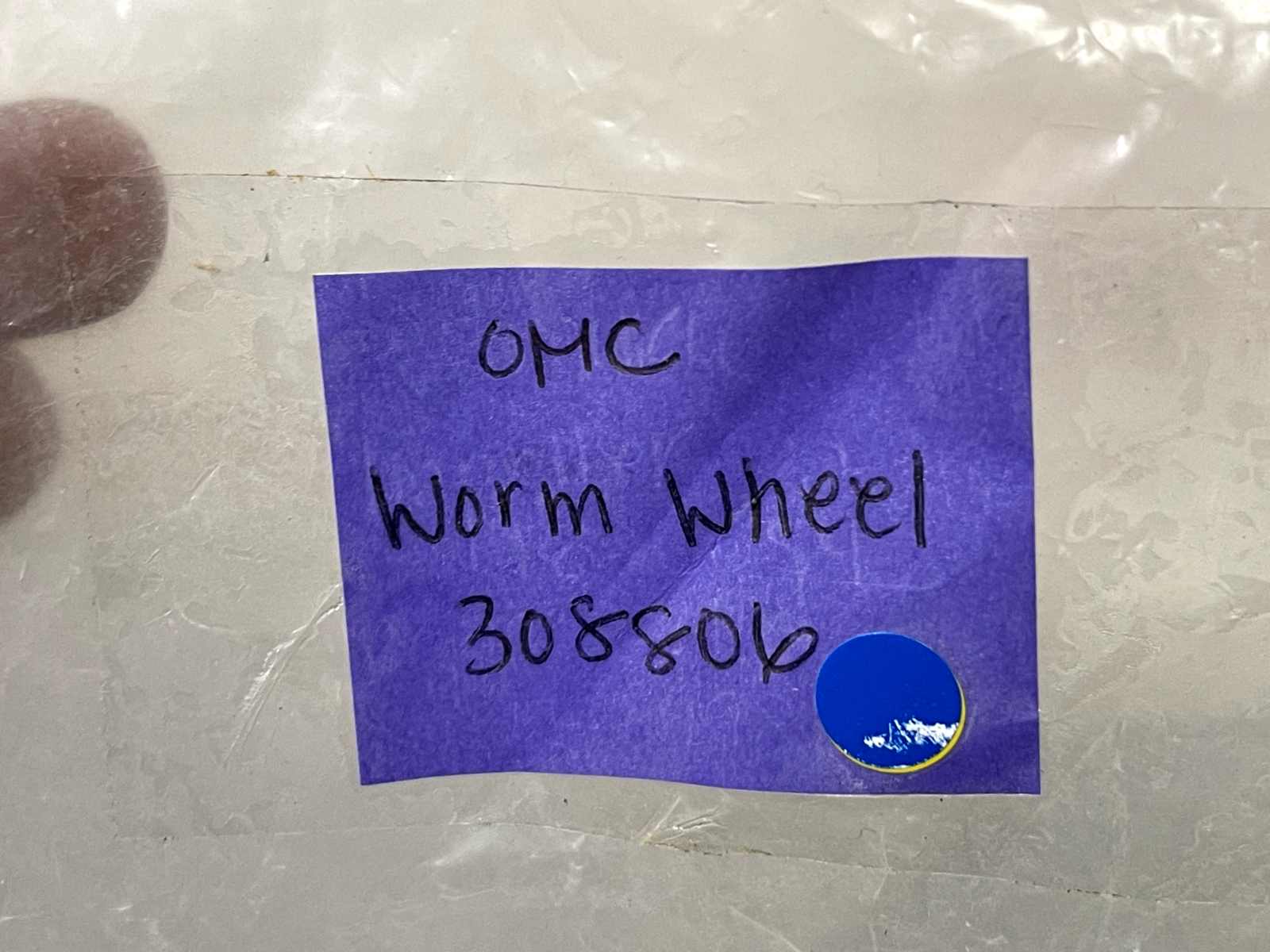 *NEW OEM* 0670 OMC Johnson Evinrude Worn Wheel 308806 0308806