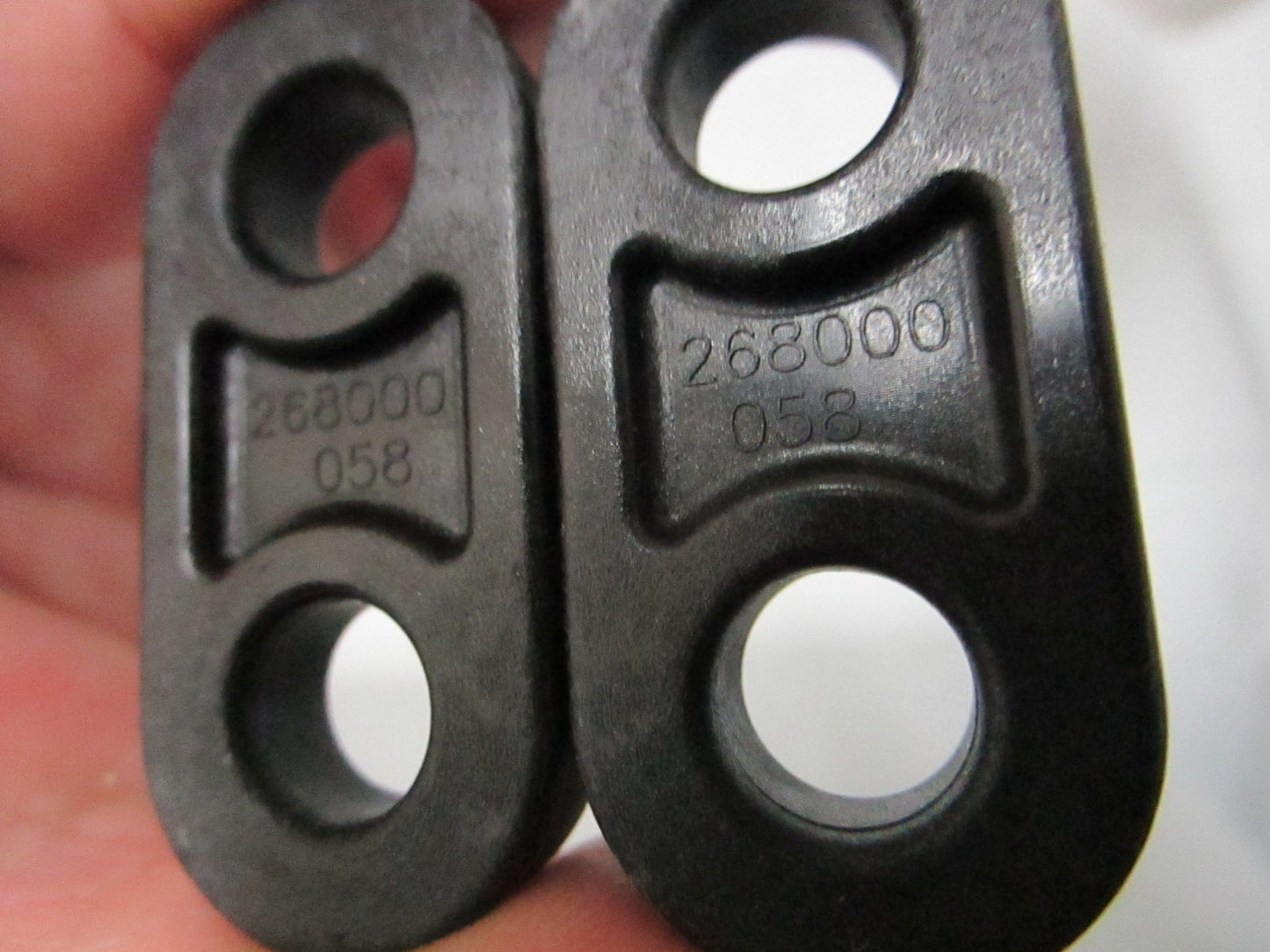 NEW (LOT OF 2) 268000058 Sea-Doo Lever Arm 0810