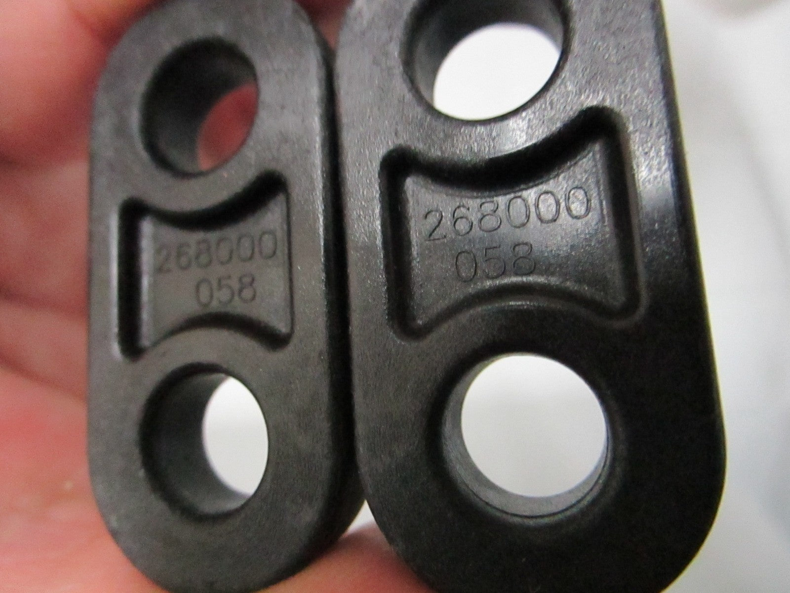 NEW (LOT OF 2) 268000058 Sea-Doo Lever Arm 0810