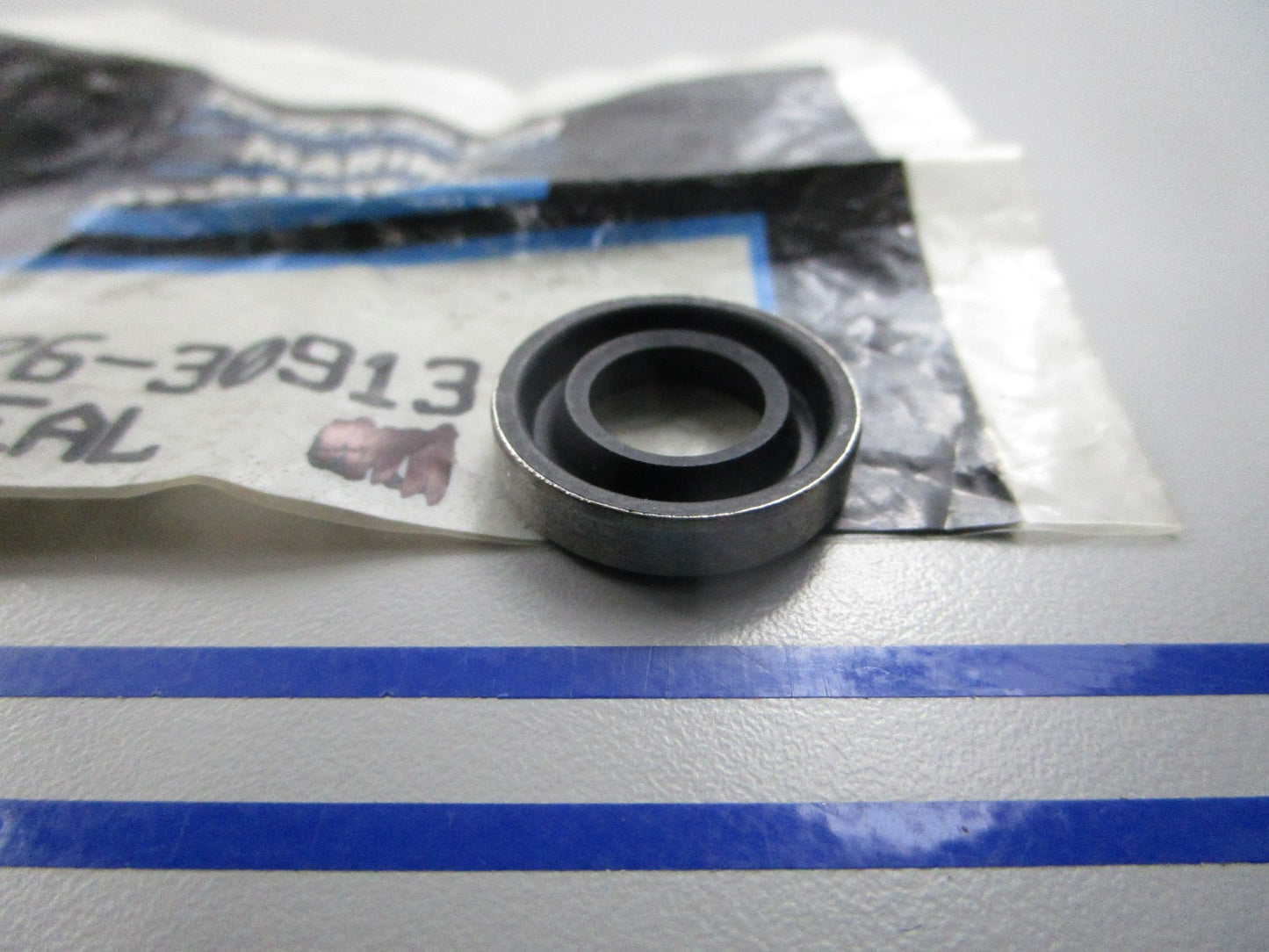 NEW OEM 26-30913 Mercury Quicksilver Oil Seal 0810