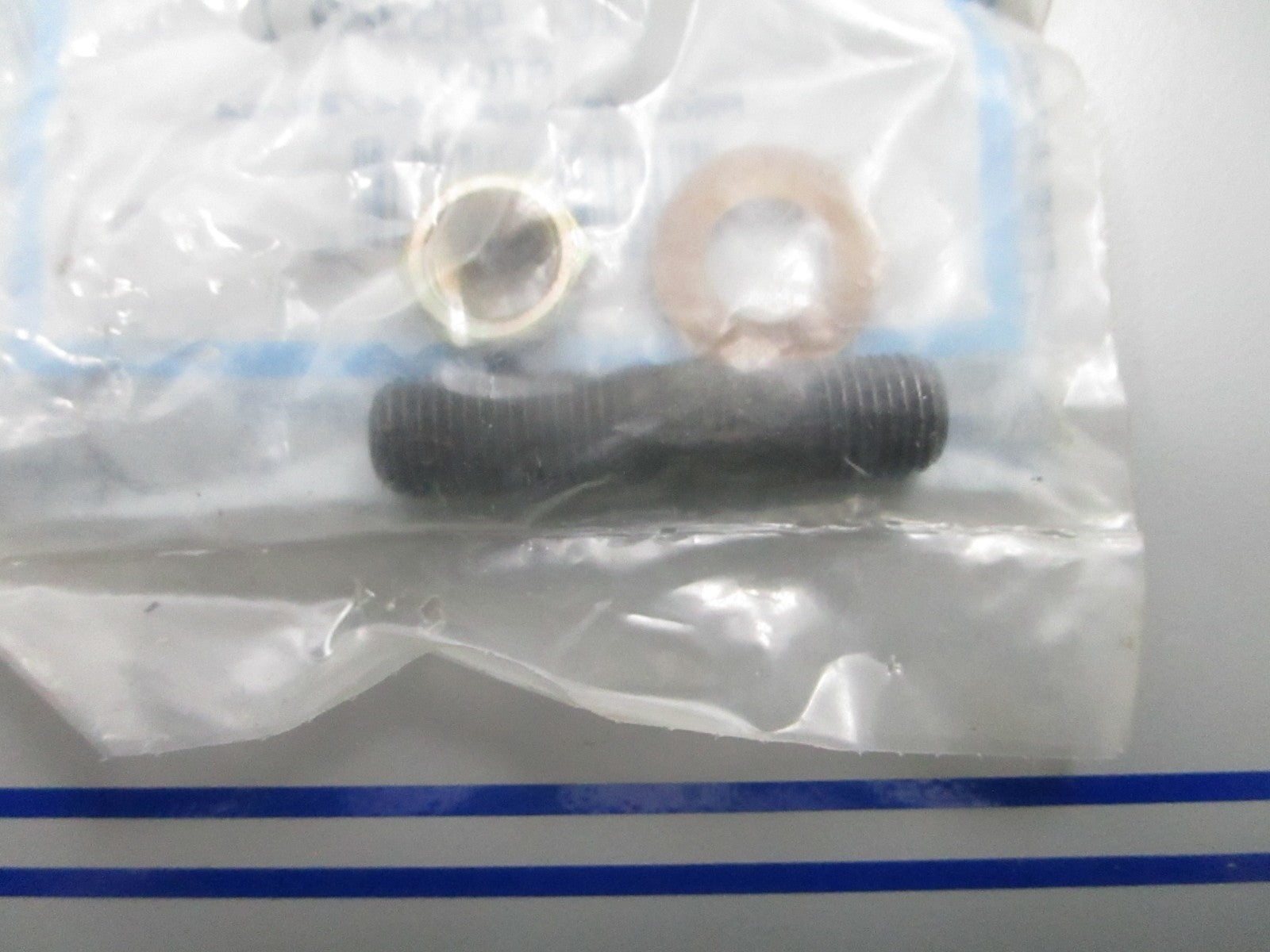 *NEW OEM* 0810 Mercury Quicksilver Stud 16-98532A1