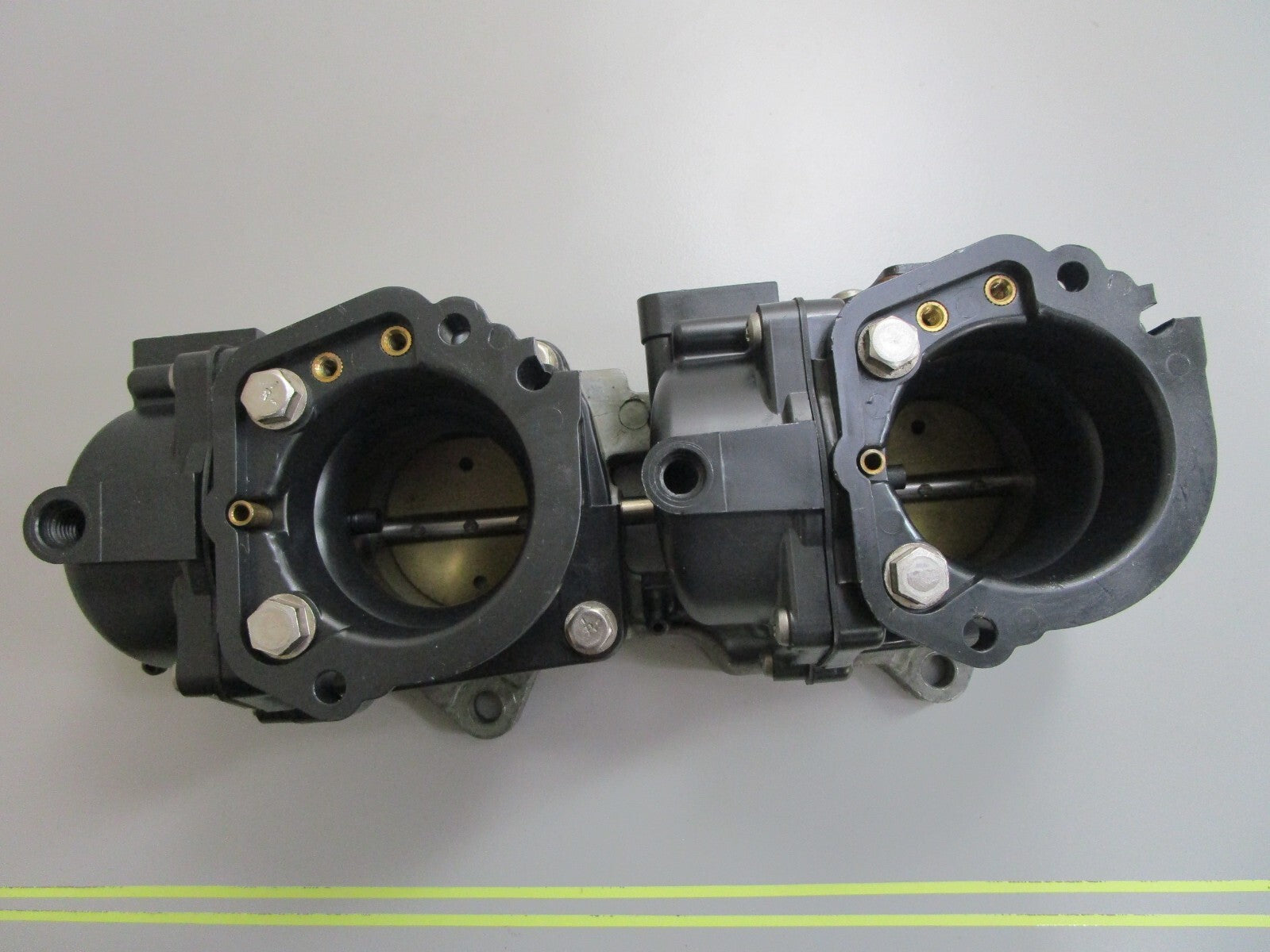 *NEW OEM* 0820 OMC Johnson Evinrude Carburetor 397907 0397907