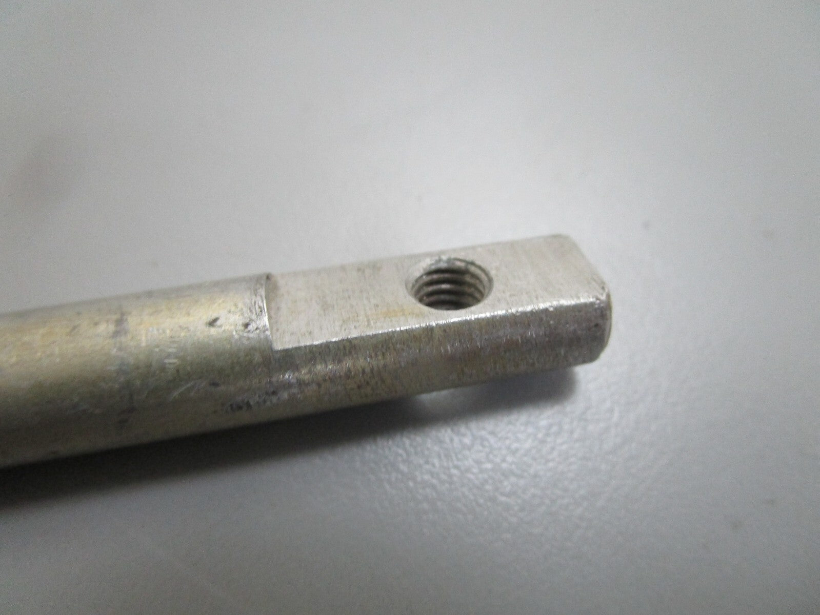 *NEW OEM* 0820 OMC Johnson Evinrude Gear & Shaft 389061 0389061