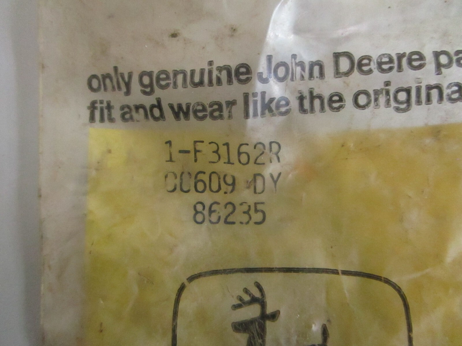 *NEW OEM* 0820 John Deere Bushing F3162R