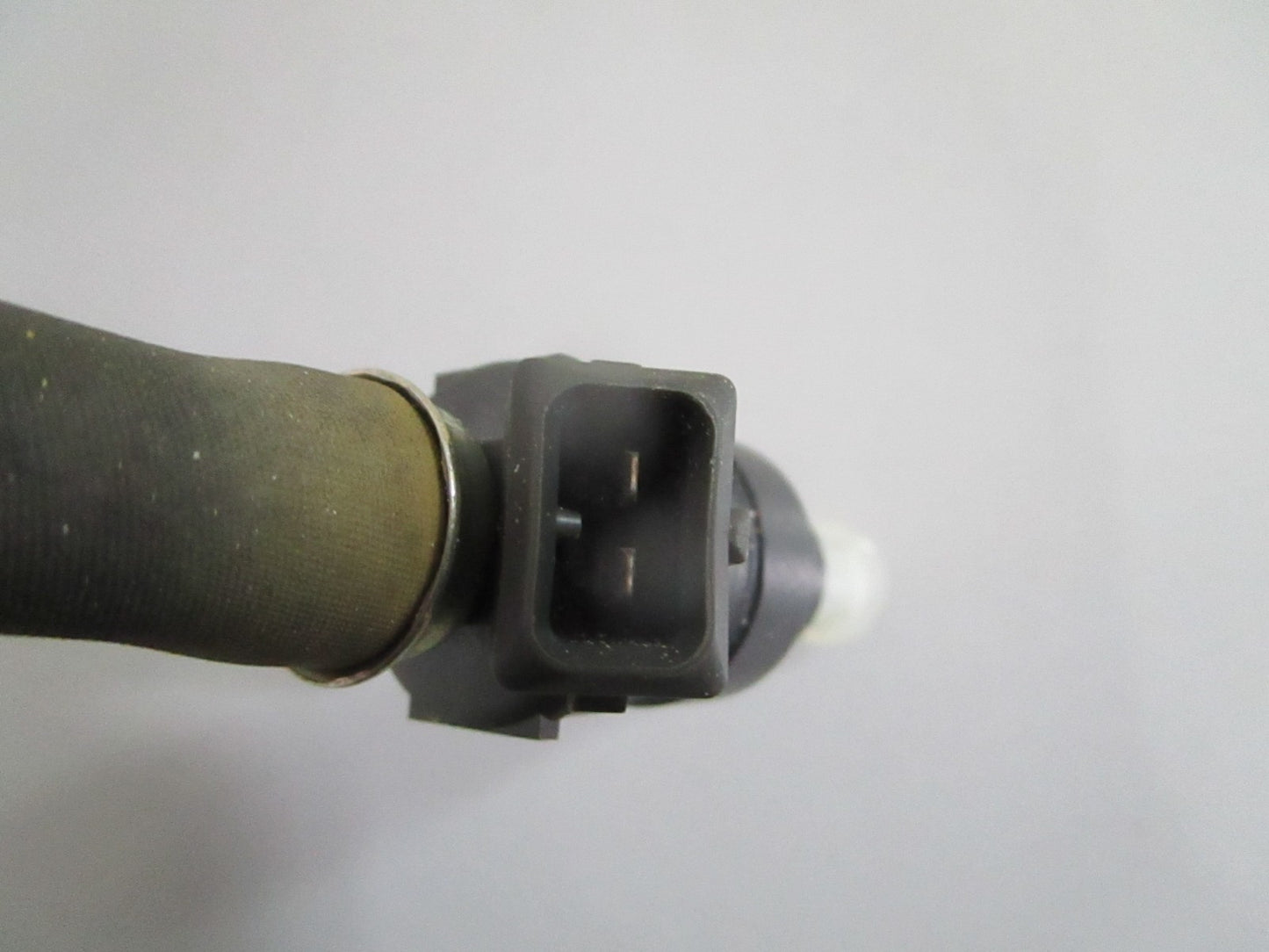 NEW OEM 0280150154 Bosch Fuel Injector 0820
