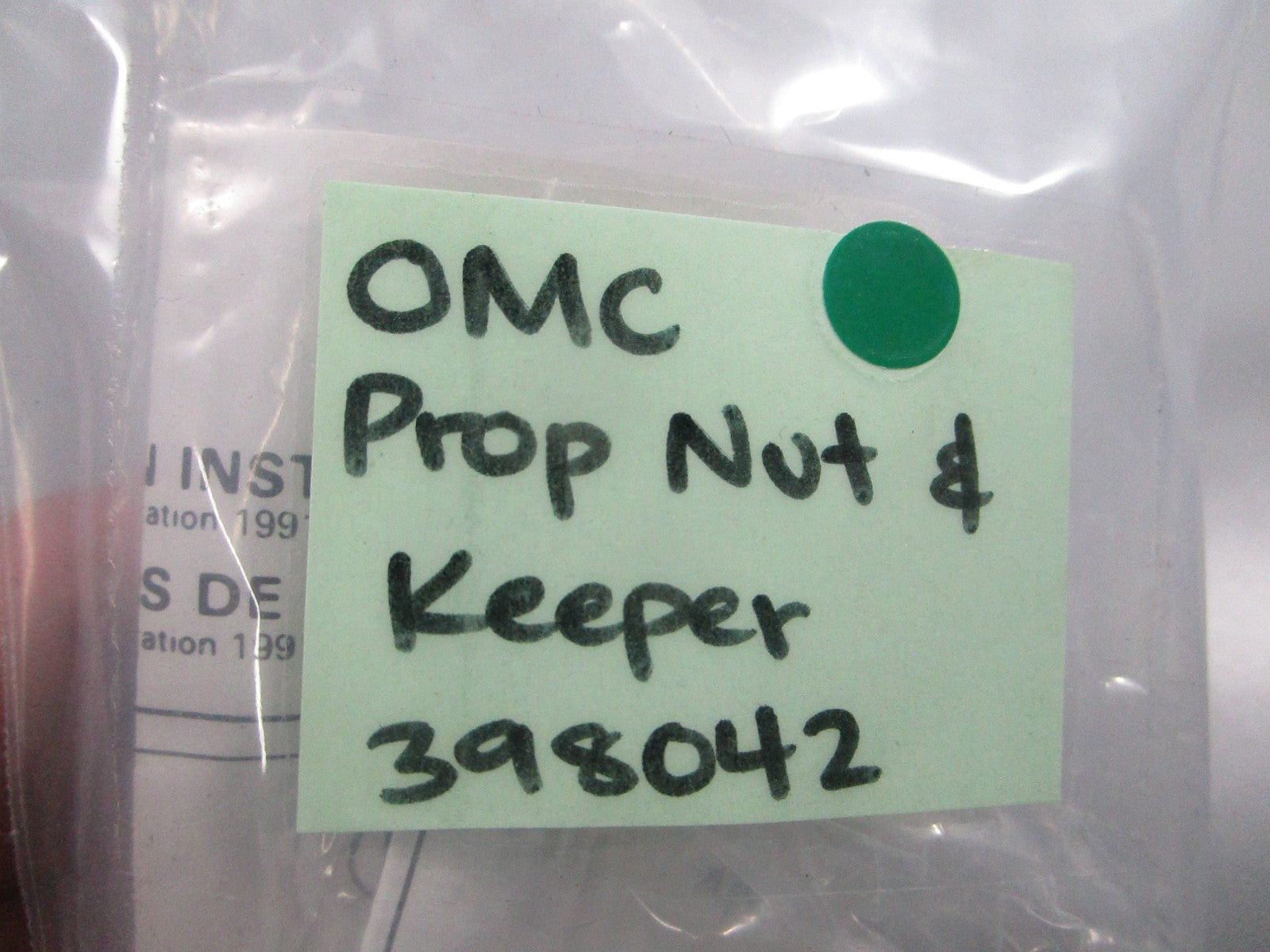 NEW OEM 398042 0398042 OMC Johnson Evinrude Prop Nut & Keeper 0810
