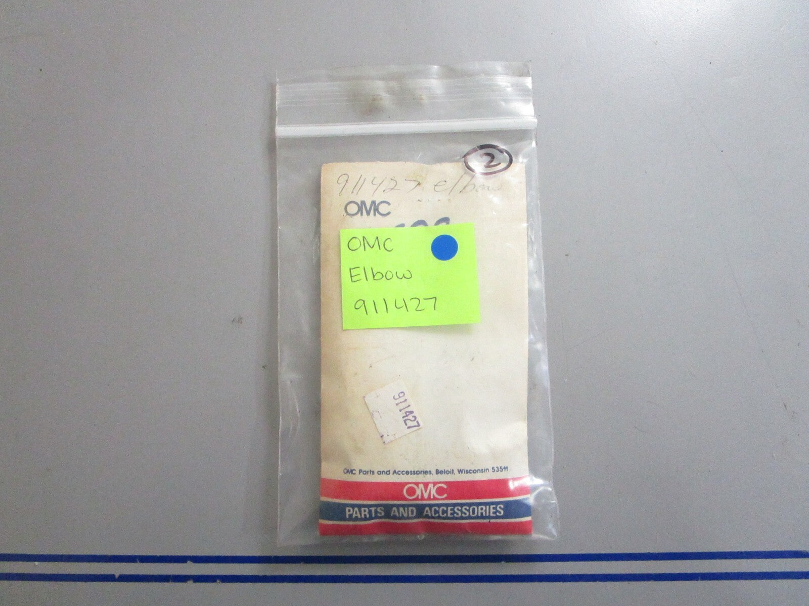 *NEW OEM* 0810 OMC Johnson Evinrude Elbow 911427 0911427