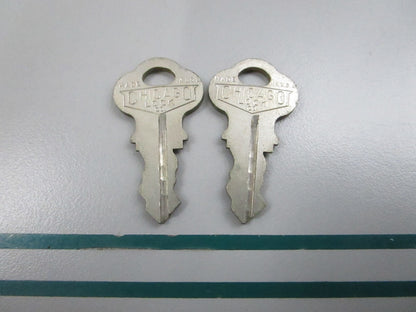 NEW OEM (LOT OF 2) 501577 0501577 OMC Johnson Evinrude KF62 Ignition Key 0810
