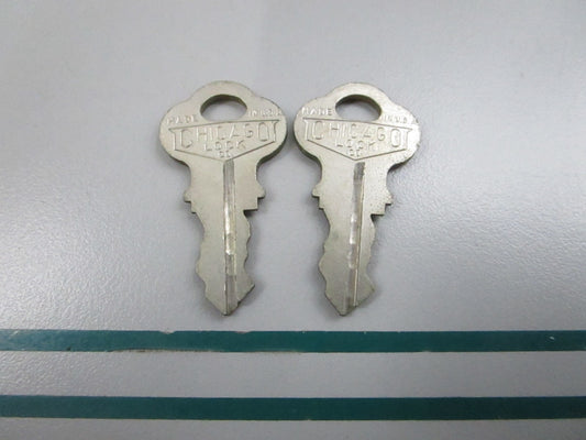NEW OEM (LOT OF 2) 501577 0501577 OMC Johnson Evinrude KF62 Ignition Key 0810