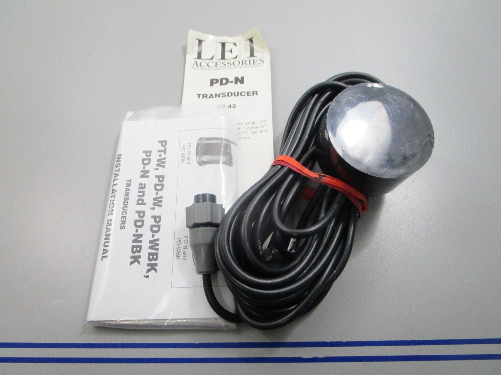 *NEW* 0810 LEI Lowrance Transducer PD-N 90-52