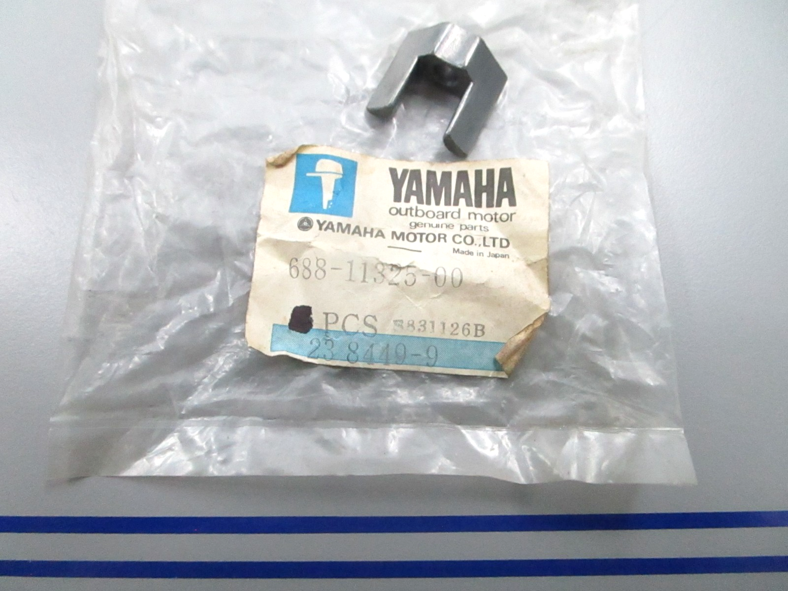 *NEW OEM* 0810 Yamaha Anode 688-11325-00-00