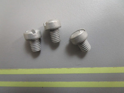 *NEW OEM* (LOT OF 3) 0810 OMC Johnson Evinrude Shaft Screw 304572 0304572