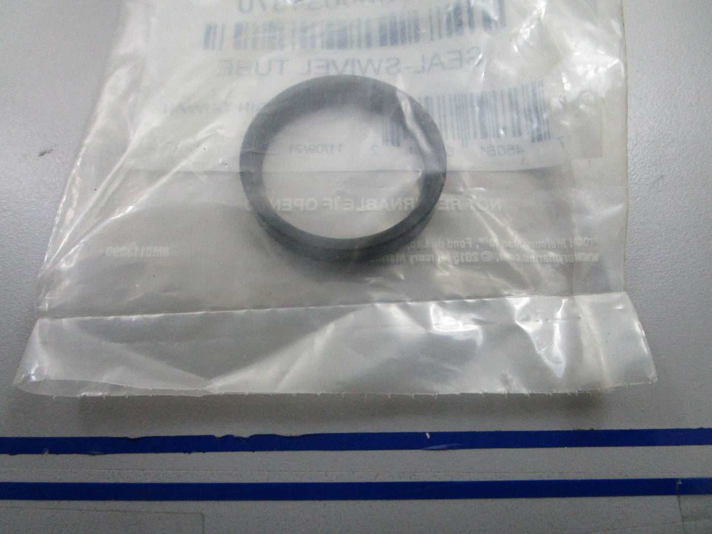 *NEW OEM* 0840 Mercury Quicksilver Seal-Swivel Tube 26-8M0034870