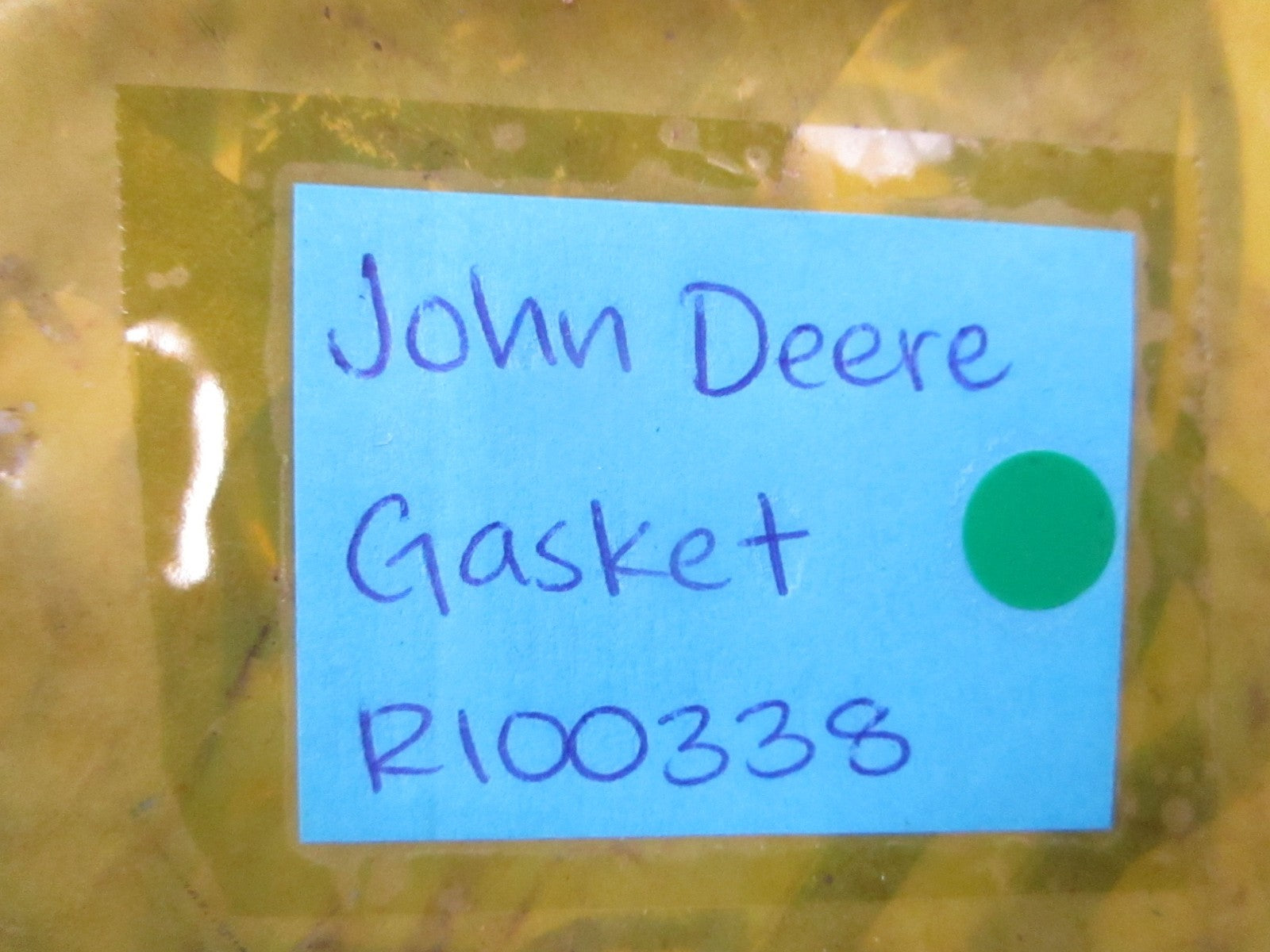 NEW OEM R100338 John Deere Gasket 0810