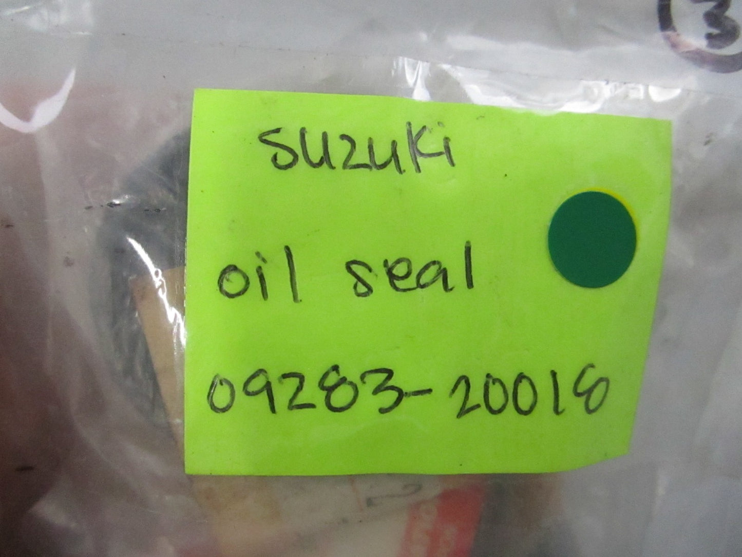 NEW OEM 09283-20018 Suzuki Oil Seal 0810
