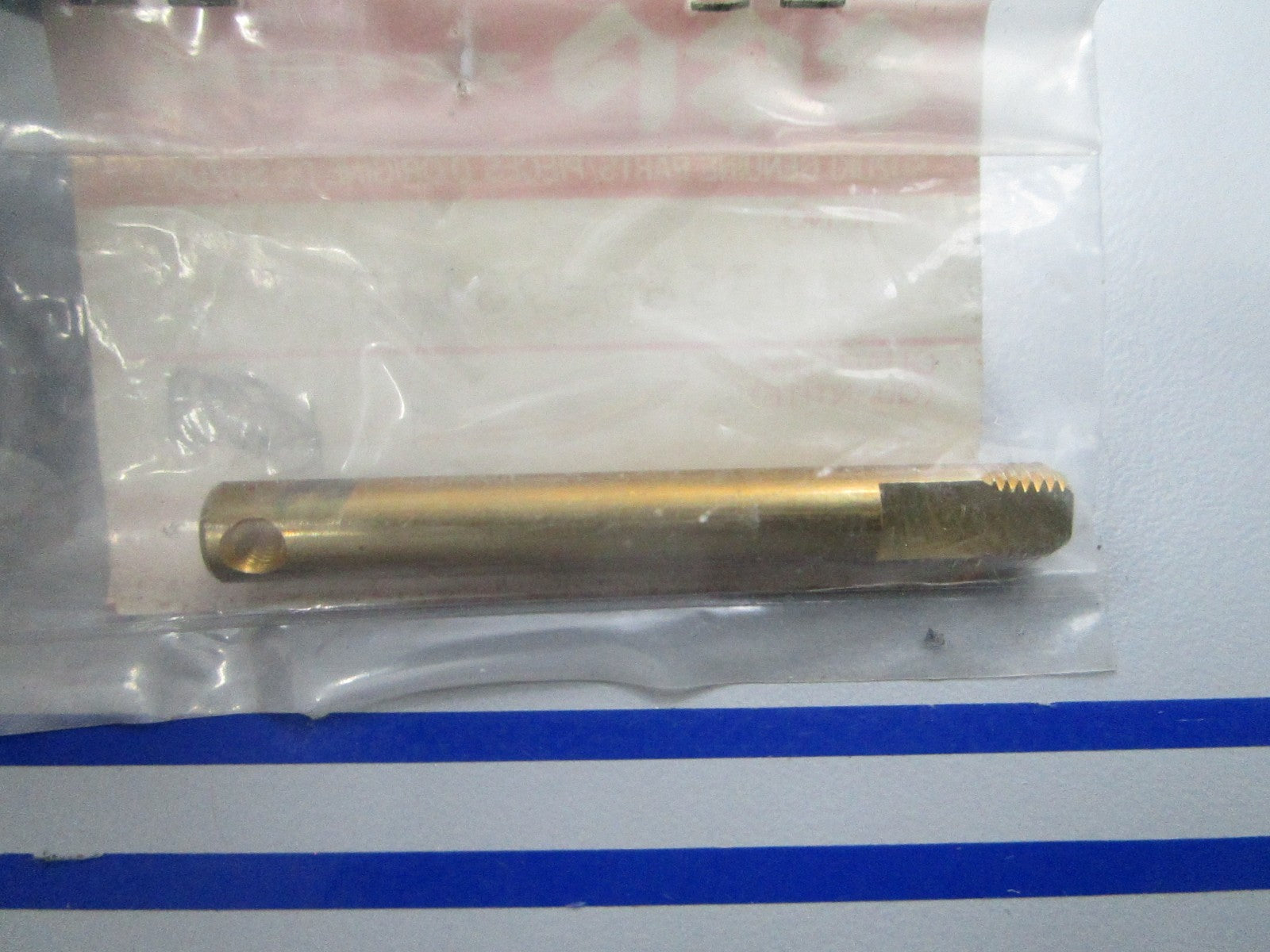 NEW OEM Suzuki 13586-98410 Choke Shaft 0810