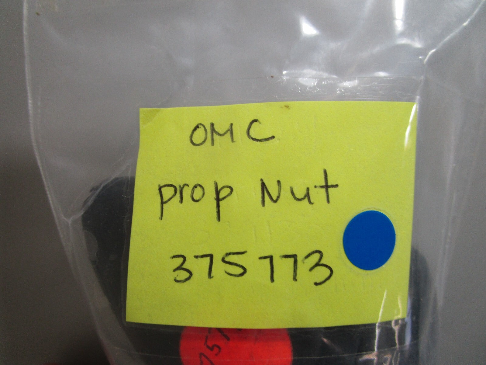 *NEW OEM* 0810 OMC Johnson Evinrude Propeller Nut 375773 0375773