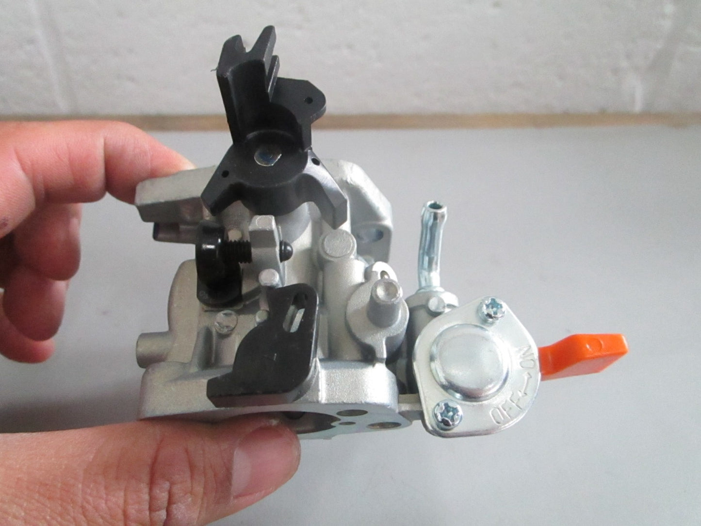 NEW OEM 0J35220126 Generac Carburetor 0820
