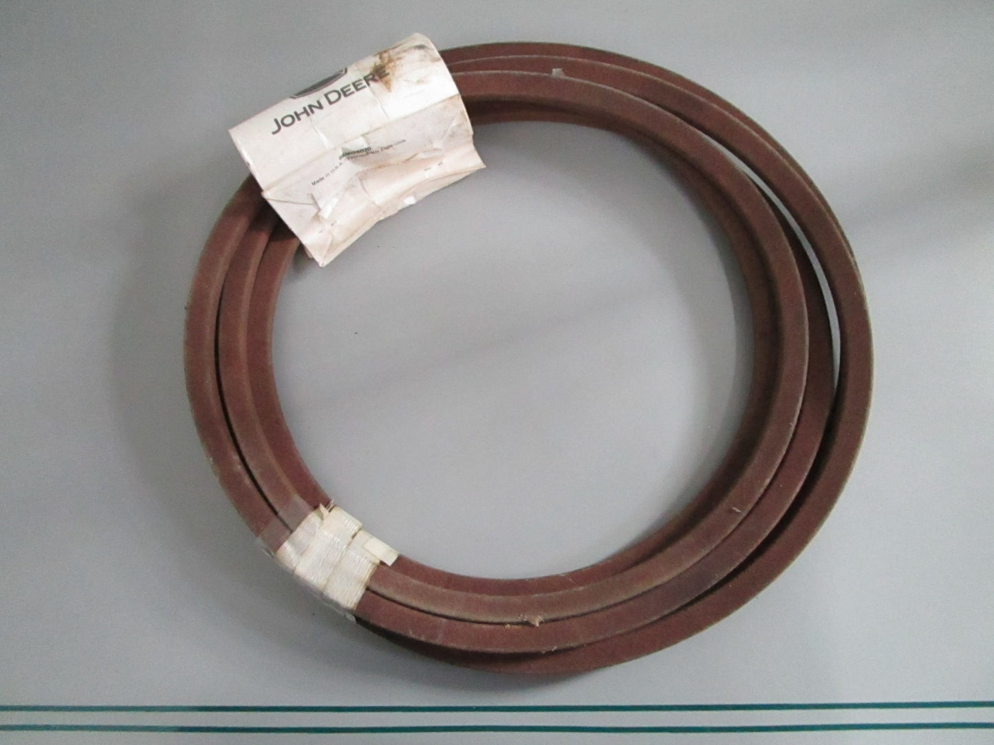 NEW OEM TCU26298 John Deere V-Belt 0820