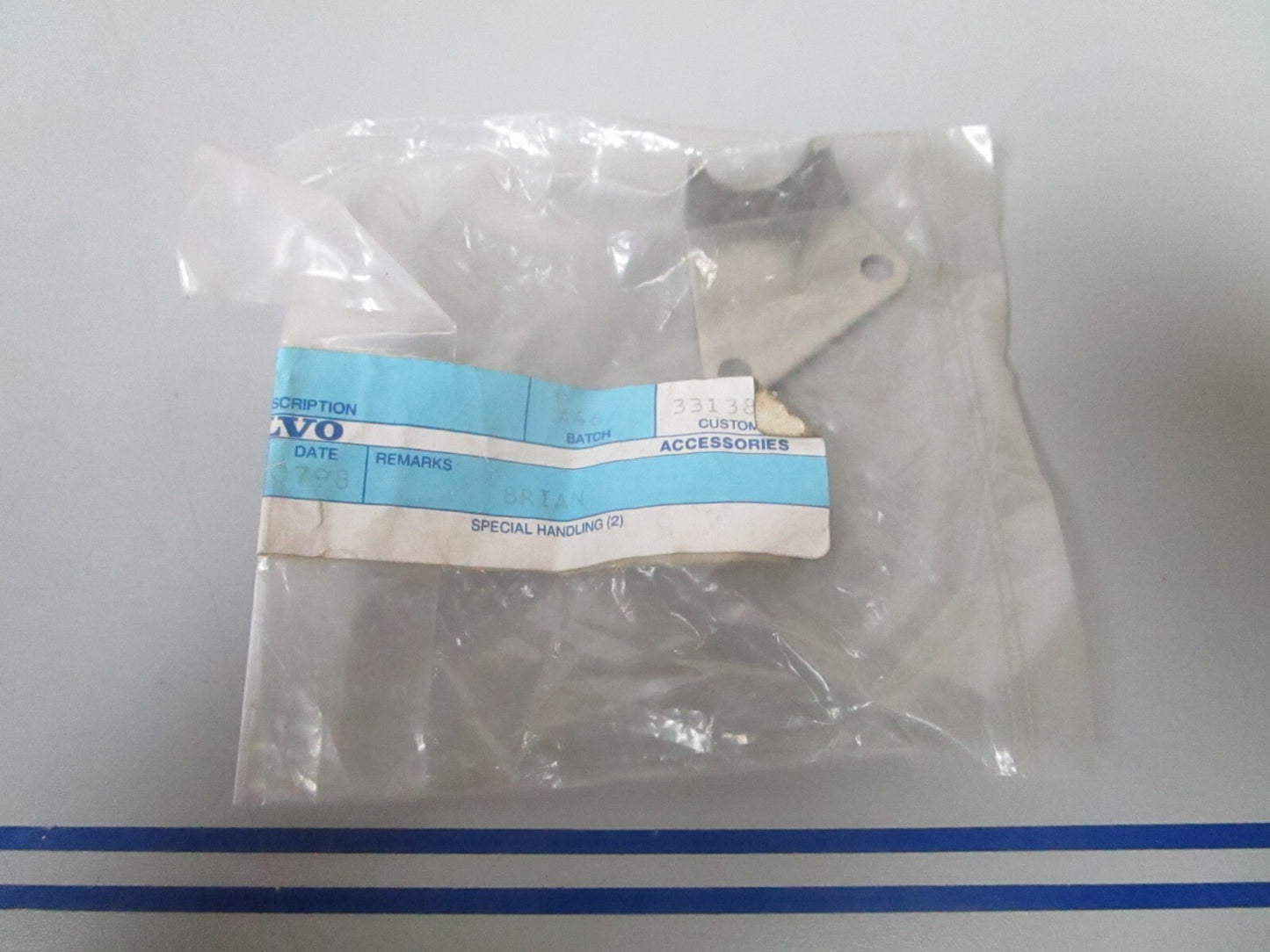 *NEW OEM* 0720 Volvo Penta Clamp 840195