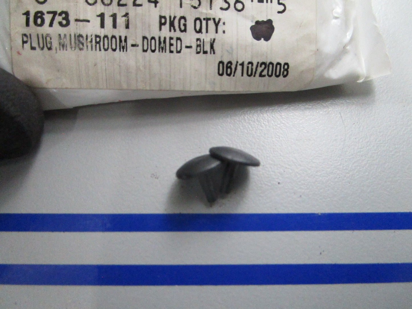 *NEW OEM* (LOT OF 2) 0810 Arctic Cat Black Domed Mushroom Plug 1673-111