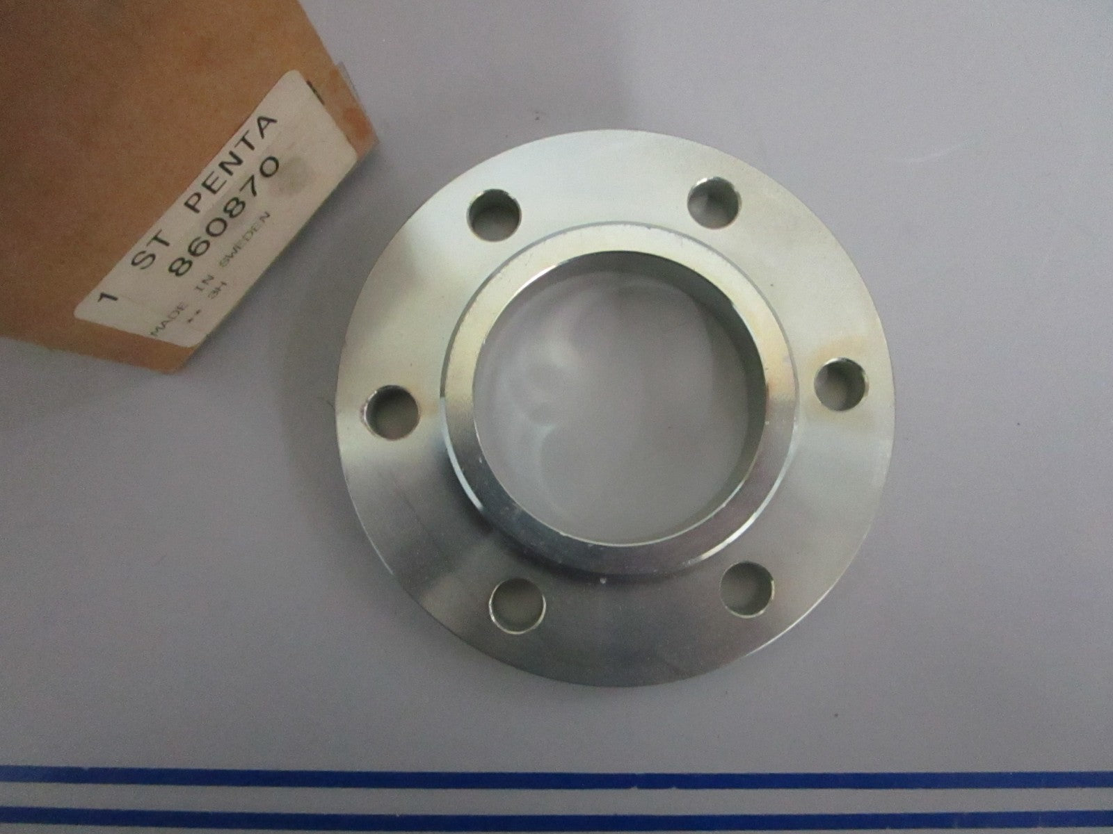 *NEW OEM* 0820 Volvo Penta Spcaer 860870