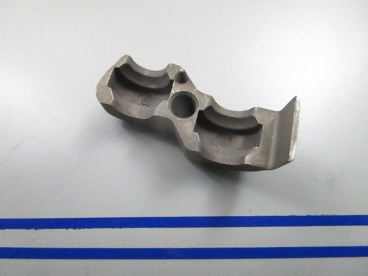 *NEW OEM* 0810 OMC Johnson Evinrude Trunnion 349060 0349060